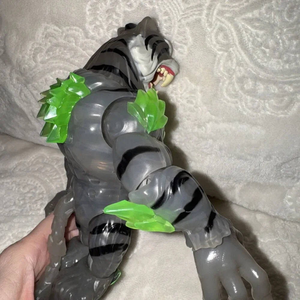 MrBeast Lab Stealth Strike Big Cat Beast Creator Tiger Action Figure Sound Light